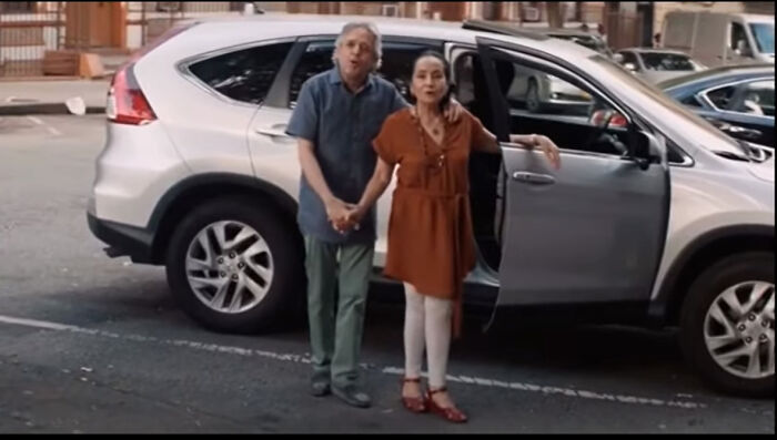 In In The Heights (2021), This Elderly Couple Are The Parents Of Lin Manuel Miranda, Who Created The Original Stage Musical