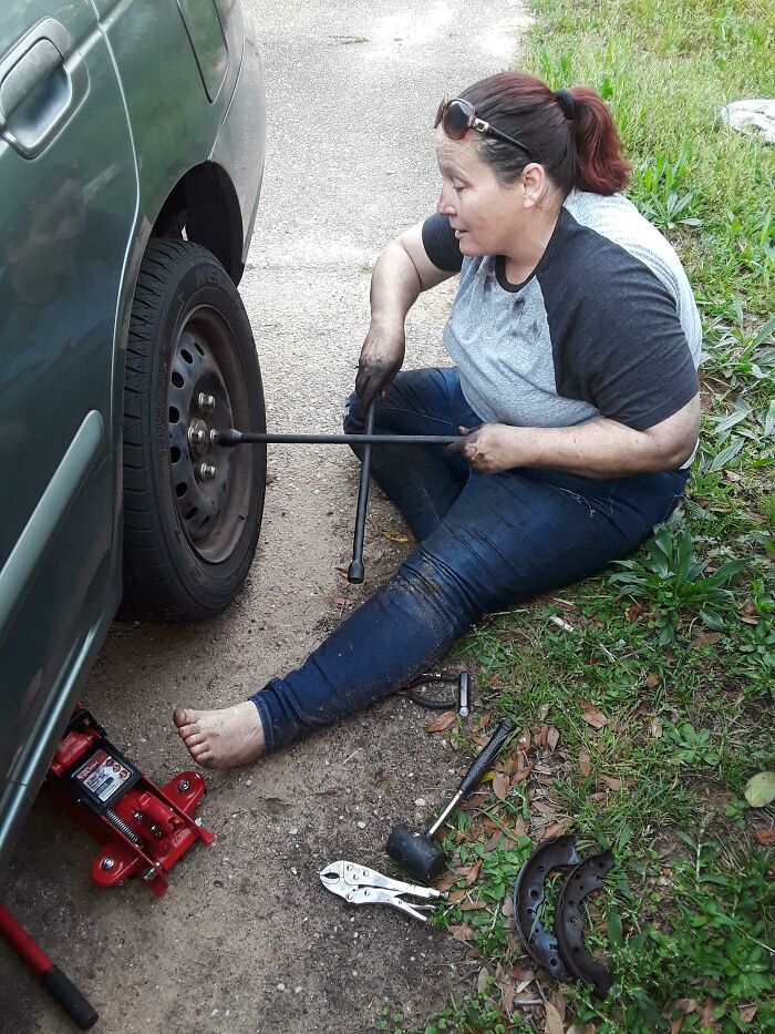 My Mom Spent Hours Figuring Out And Changing Her Brakes By Herself Cuz She Don't Need A Man