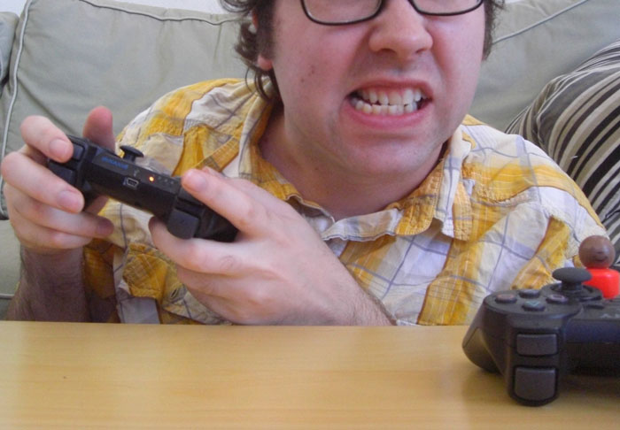 Company Lawyer Throws A Tantrum About People Getting Moved Into His Office Space, Employee Takes Revenge By Seating A Sound Engineer Close By Company Lawyer Throws A Tantrum About People Getting Moved Into His Office Space, Employee Takes Revenge By Seating A Sound Engineer Close By