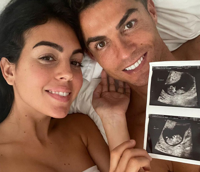 Manchester United And Liverpool Fans Unite In Beautiful Tribute To Ronaldo’s Son During 7th Minute Of The Game Manchester United And Liverpool Fans Unite In Beautiful Tribute To Ronaldo’s Son During 7th Minute Of The Game