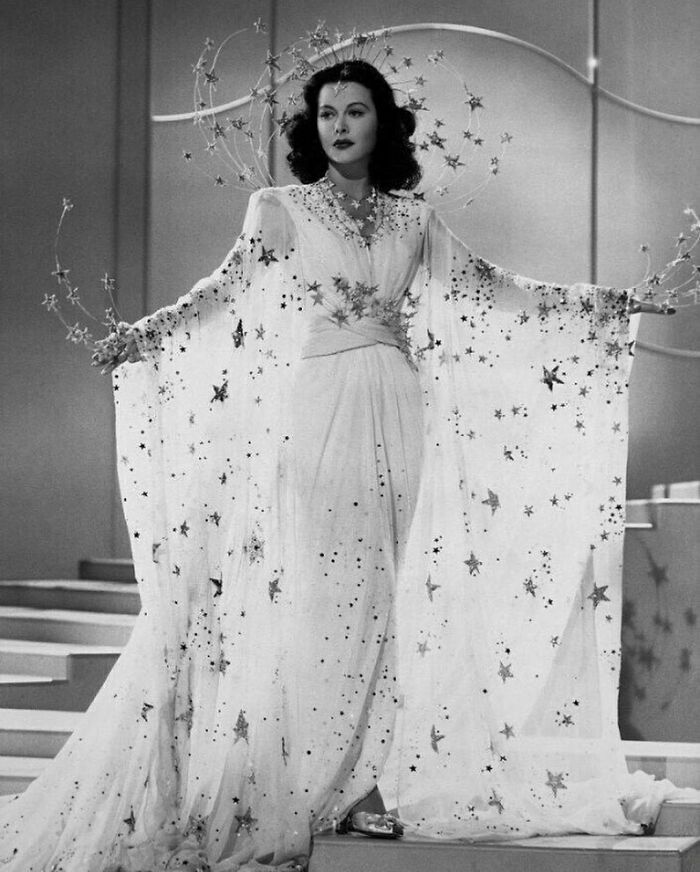 Hedy Lamarr In Ziegfeld Girl, 1941
directed By Robert Z. Leonard