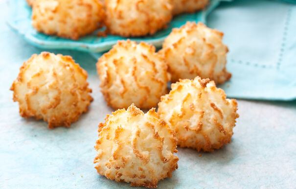 Coconut-macaroons-625ffe1372ad9.jpg