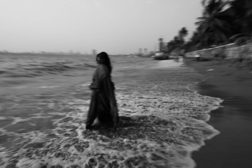 I Decided To Photograph My Newly Married Friend In A Documentary Style (14 Pics)