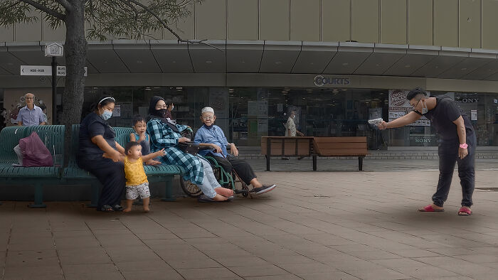 10 Unique Photos From The Daily Life In Japan