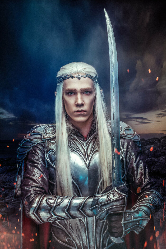 Faroni Cosplay As Thranduil