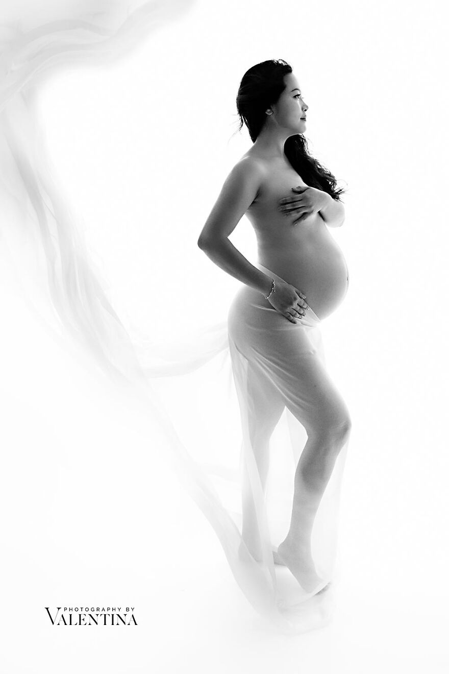 I Take Photos Of Pregnant Women To Show How Strong They Are