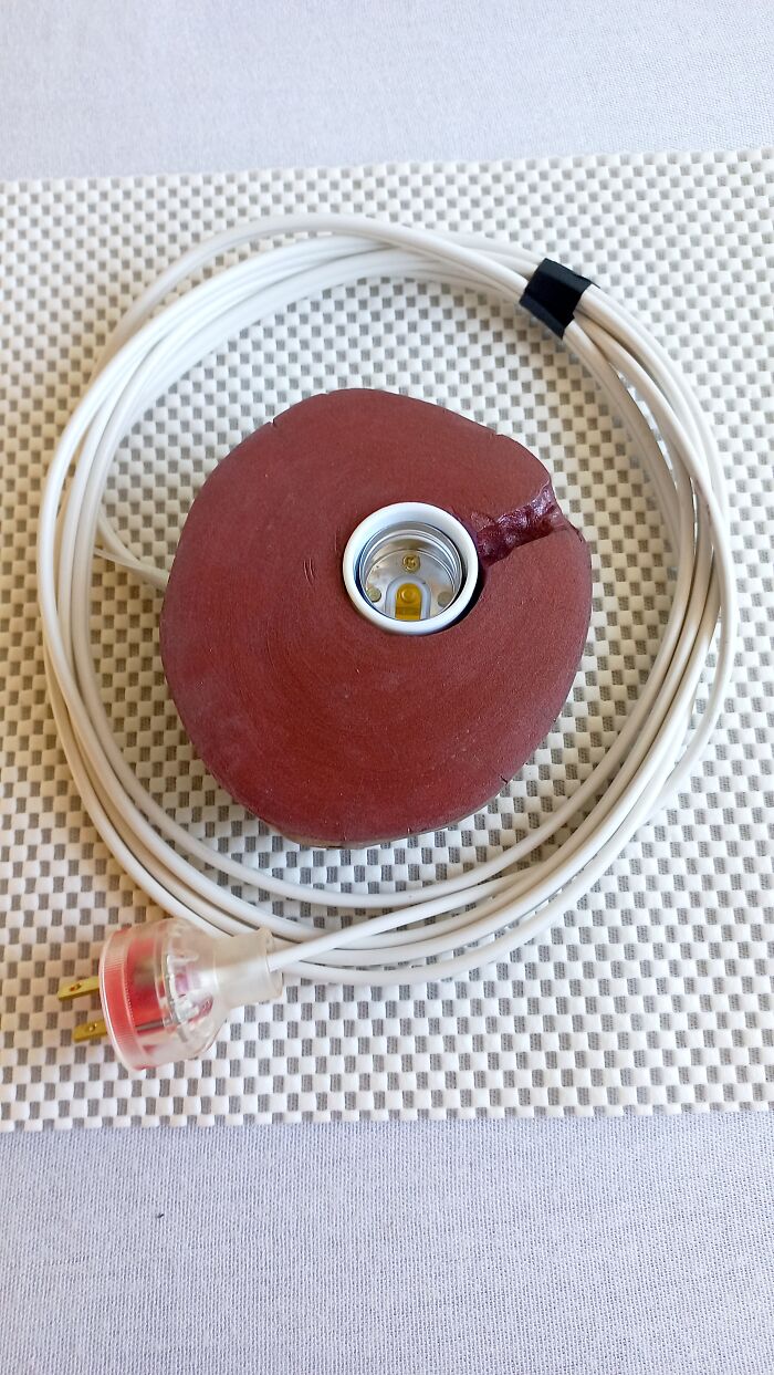 I Turned Reclaimed Wood Pieces Into Functional Home Or Office Décor (24 Pics)