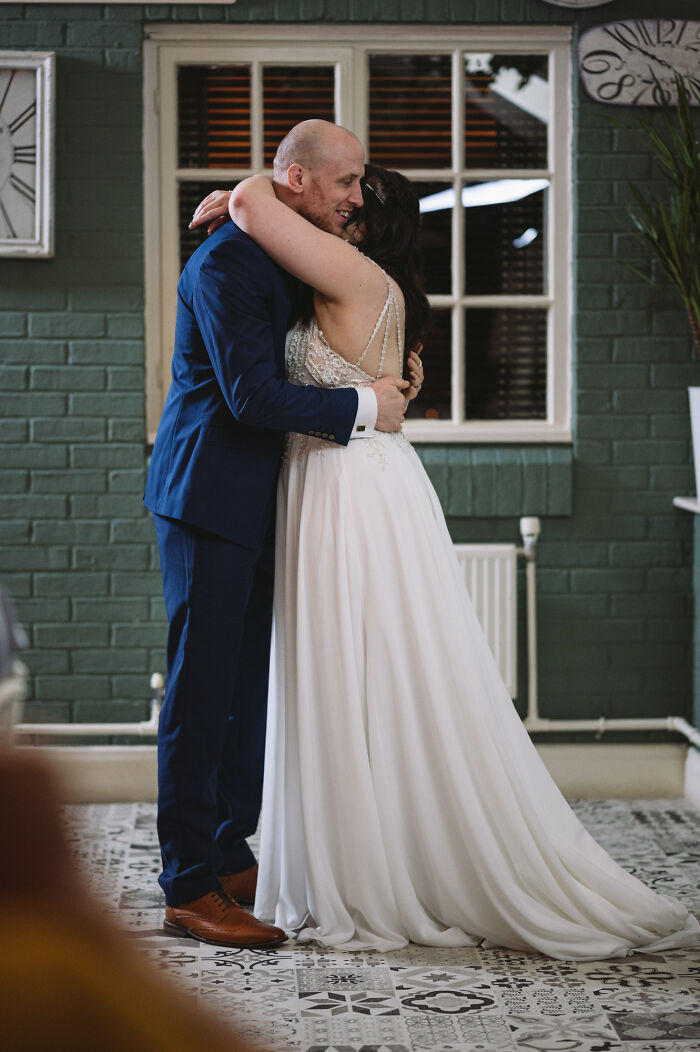 I Photographed A Wedding At The Vicarage, Crewe (13 Pics)