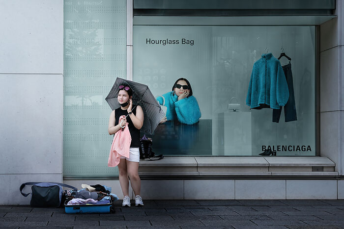 10 Unique Photos From The Daily Life In Japan
