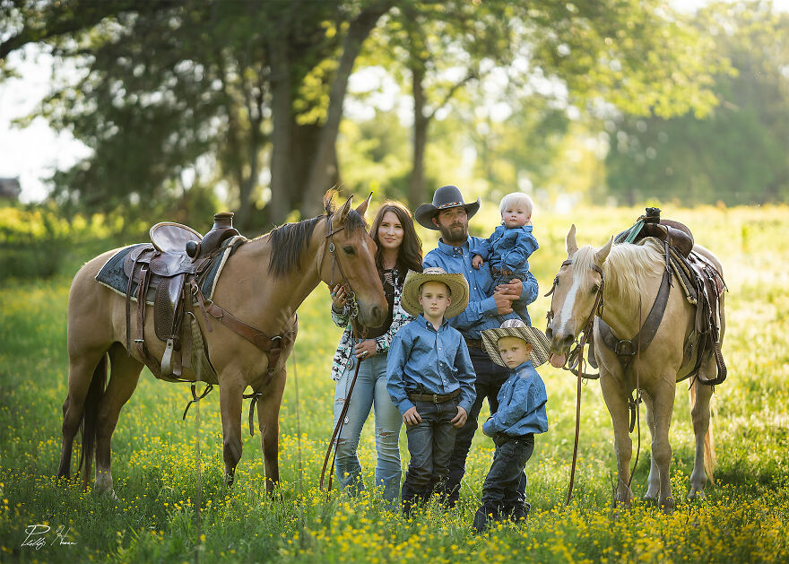 I Shoot Large Group Shots With A Telephoto Lens (14 Pics) I Shoot Large Group Shots With A Telephoto Lens (14 Pics)