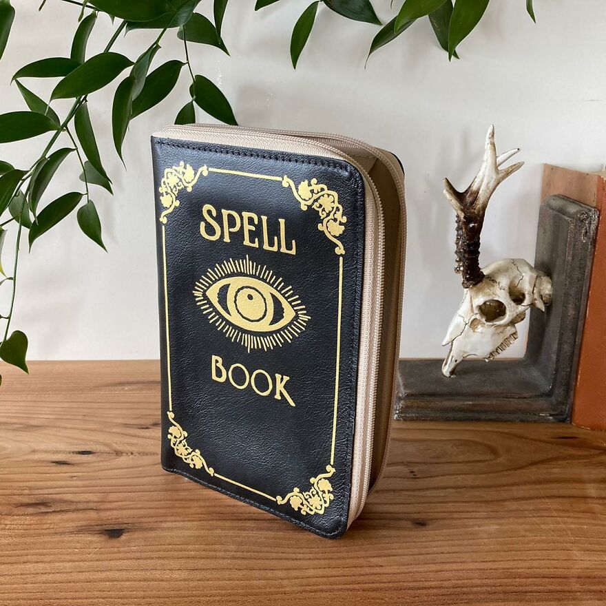 Someone Is Making Pop Culture Bags And It Might Amuse You