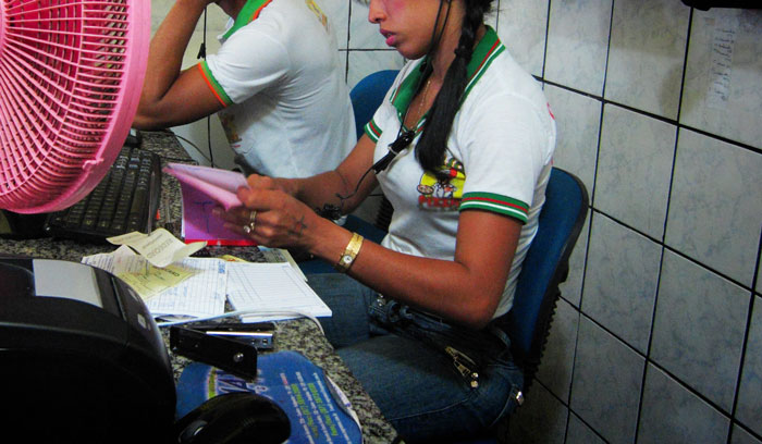 Teen Daughter Told To Make A Choice Between International Summer Program And Her $11/Hr 10 Hours Per Week Retail Job Teen Daughter Told To Make A Choice Between International Summer Program And Her $11/Hr 10 Hours Per Week Retail Job