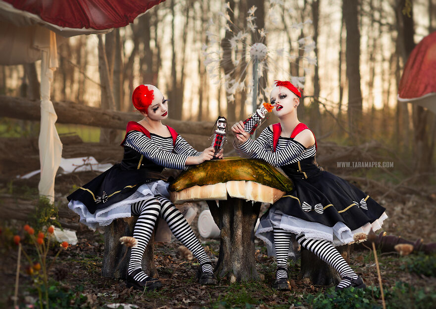 Alice's Forgotten: I Created A Photoshoot Of Alice In Wonderland Characters Who Aren't The Main Characters