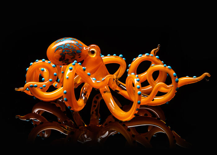 I’m An Ukrainian Artist That Creates Handmade Blown Glass Octopi And Spiders