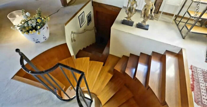 The Worst Staircase I Have Ever Seen