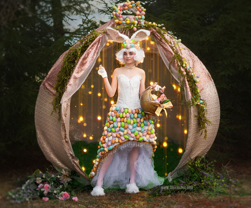 "Meet The Haute Hare": I Created A Themed Photoshoot For A Couture Easter Bunny (15 Pics)