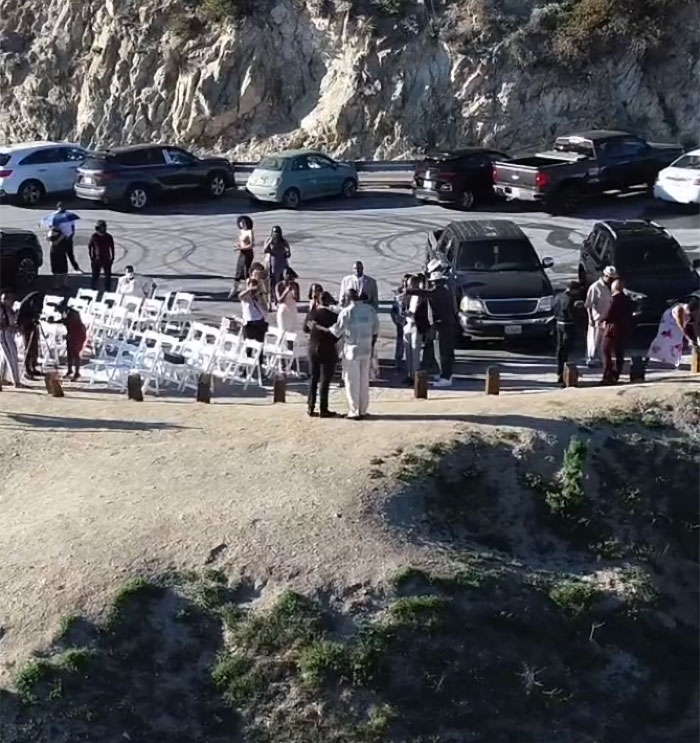 Frugal Bride Shares How She Only Spent $500 For The Whole Wedding With 40 Guests And People Are Applauding Her Ingeniosity Frugal Bride Shares How She Only Spent $500 For The Whole Wedding With 40 Guests And People Are Applauding Her Ingeniosity