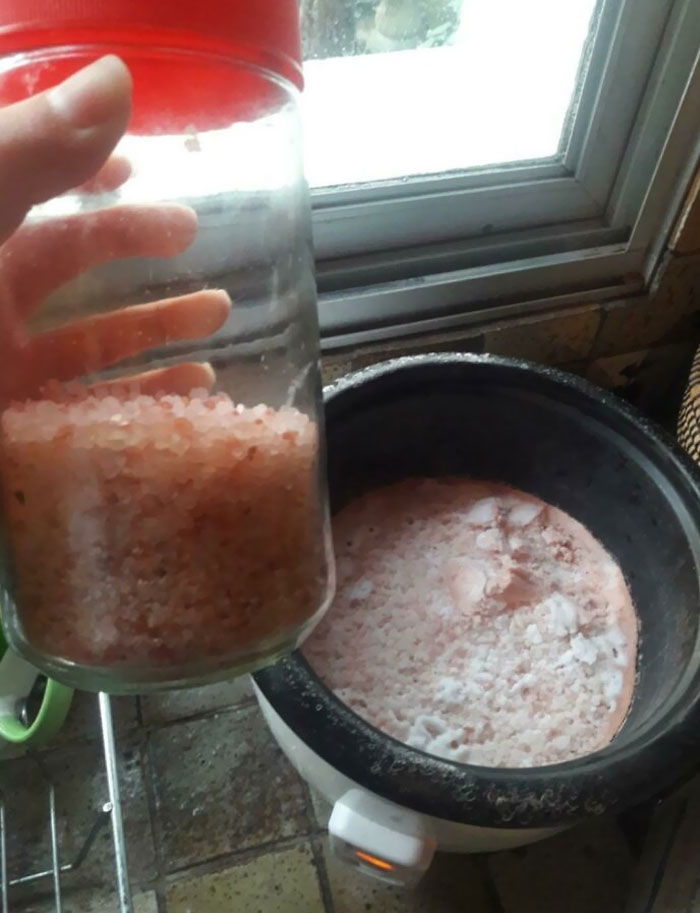 My Boyfriend Put Salt Instead Of Rice In The Rice Cooker, Been Wondering For An Hour Why It Was Taking So Long To Cook