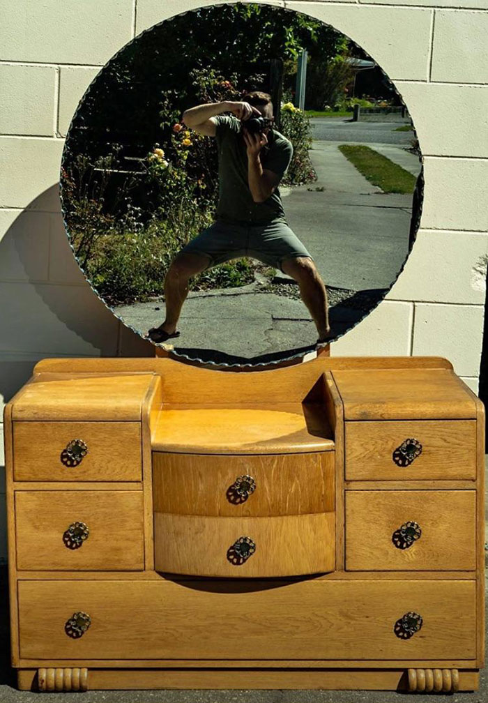 Ninja Selling His Mirror