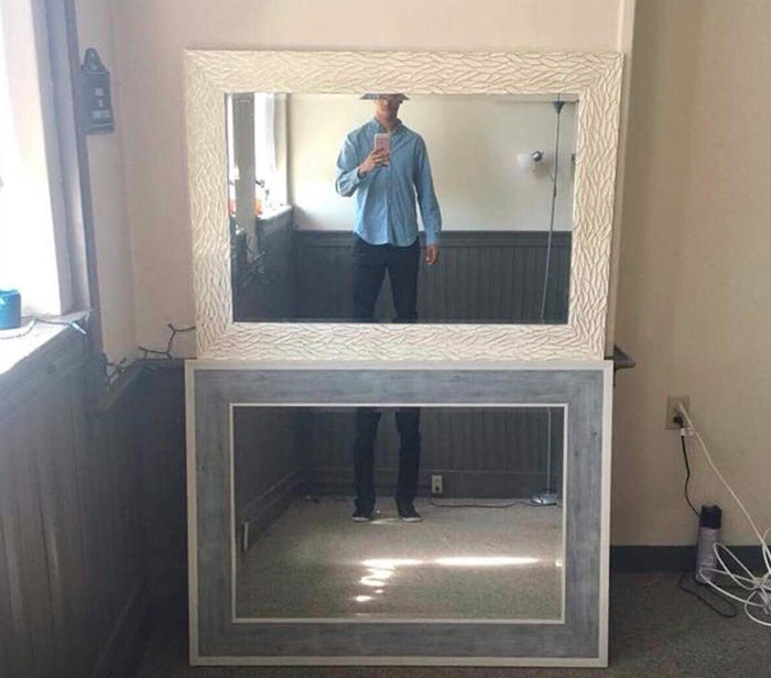 Slenderman Is Selling Some Mirrors