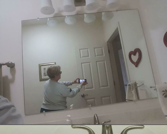 Selfie Camera With Bonus Fingers In The Way