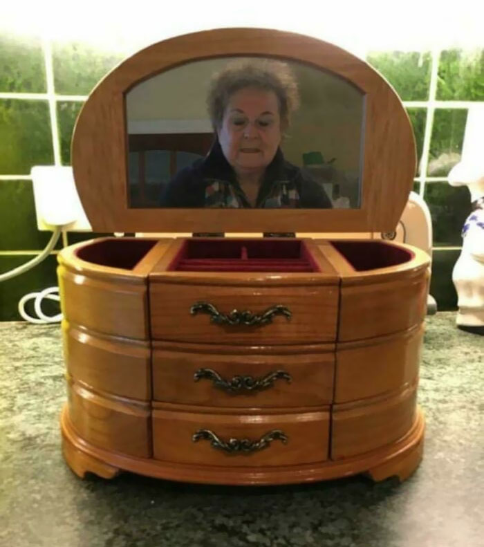 Mirror With A Free Jewelry Box Attached