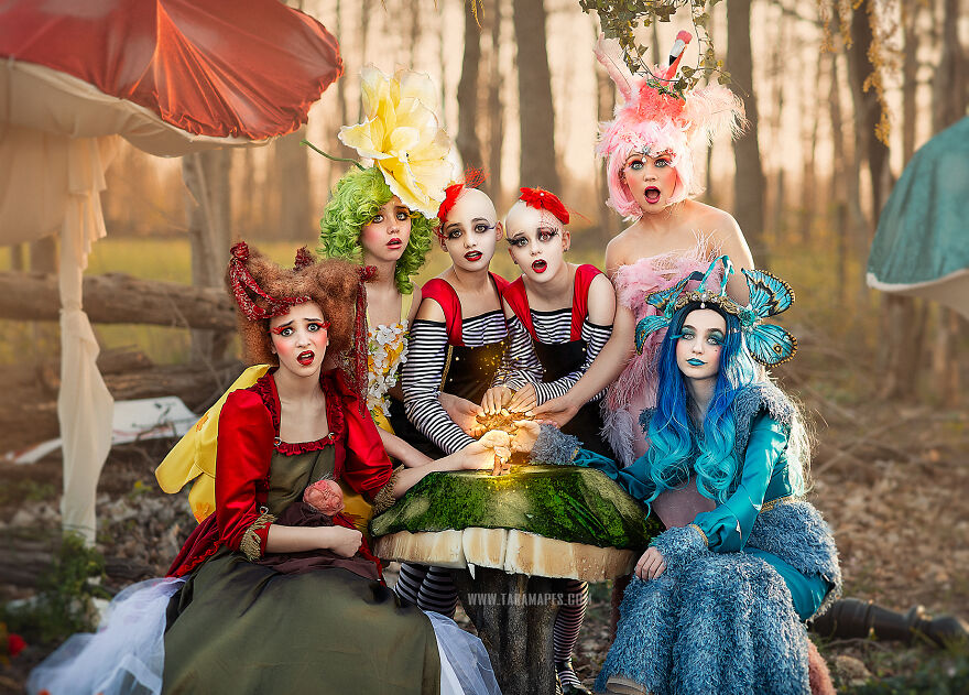 Alice's Forgotten: I Created A Photoshoot Of Alice In Wonderland Characters Who Aren't The Main Characters