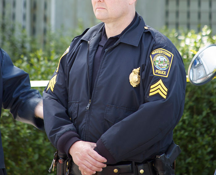 Guy Teaches His Narcissistic Parents A Lesson After They Demand He Trade Houses And Steal His Air Conditioners When He Refuses Guy Teaches His Narcissistic Parents A Lesson After They Demand He Trade Houses And Steal His Air Conditioners When He Refuses