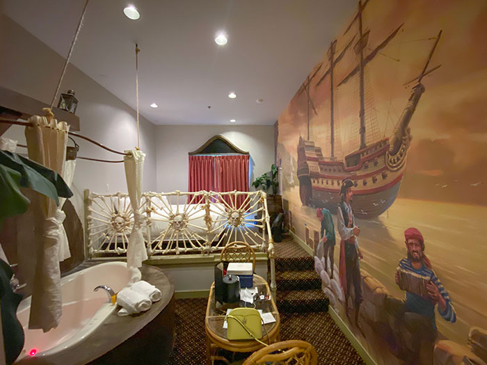 My Wife Recently Booked Us A Pirate Room To Celebrate Our Anniversary. Let’s Hear Those One-Liners