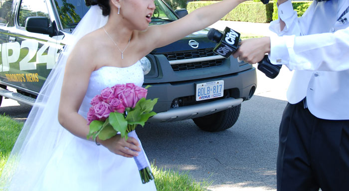 "Several People Have Denied The Invitation": Bride Wonders If Her 'No Plus Ones' Wedding Rule Is Too Ridiculous "Several People Have Denied The Invitation": Bride Wonders If Her 'No Plus Ones' Wedding Rule Is Too Ridiculous