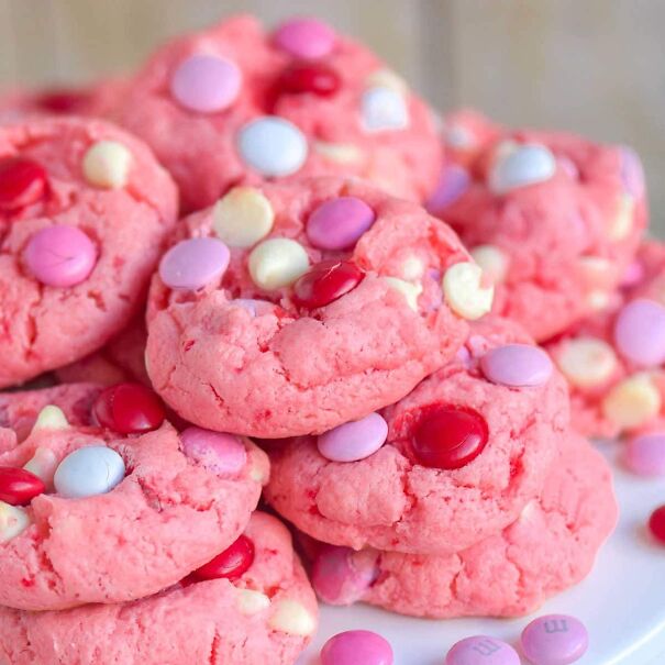 strawberry-cake-mix-cookies-square-62545108ec596-jpeg.jpg