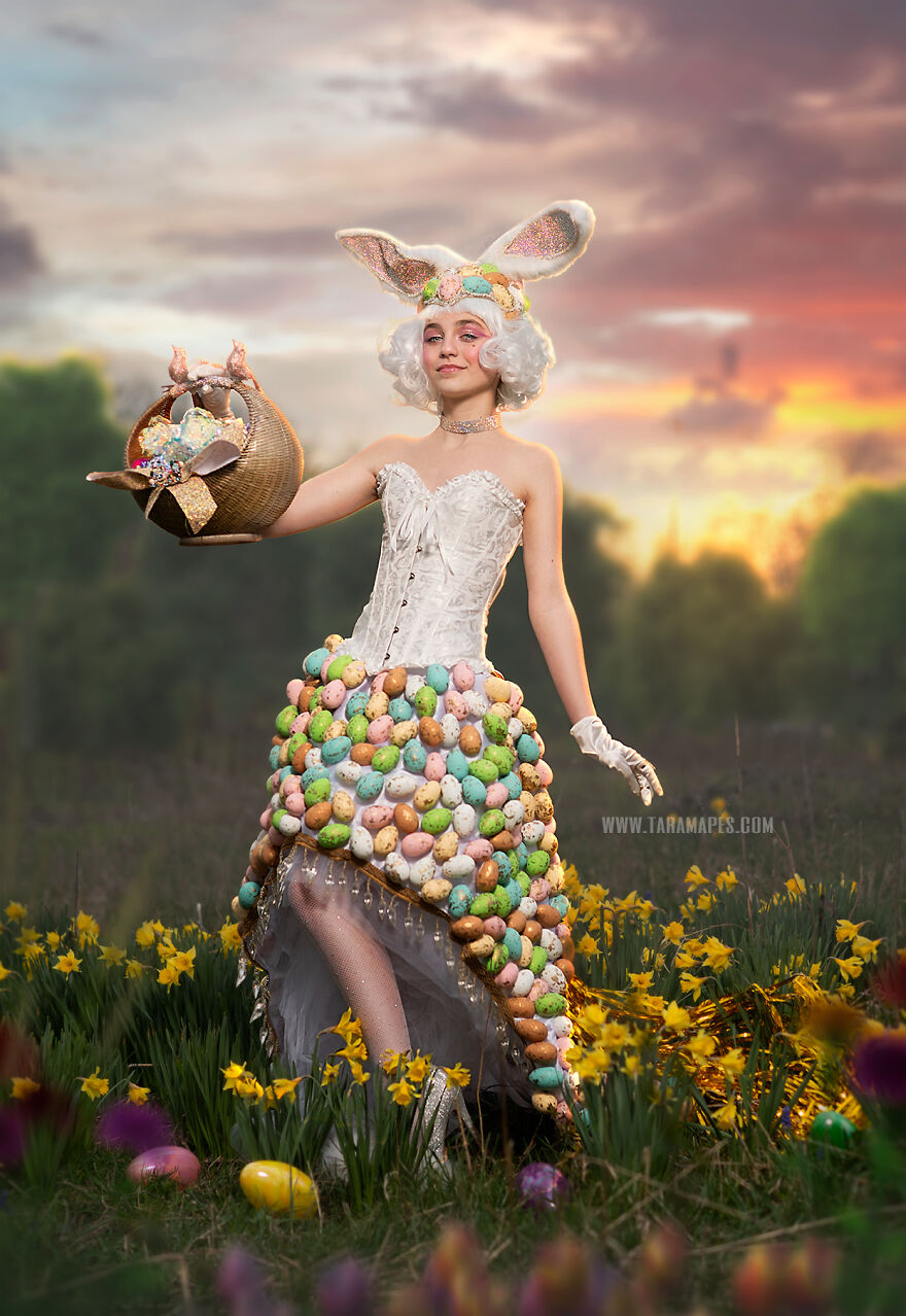 "Meet The Haute Hare": I Created A Themed Photoshoot For A Couture Easter Bunny (15 Pics)