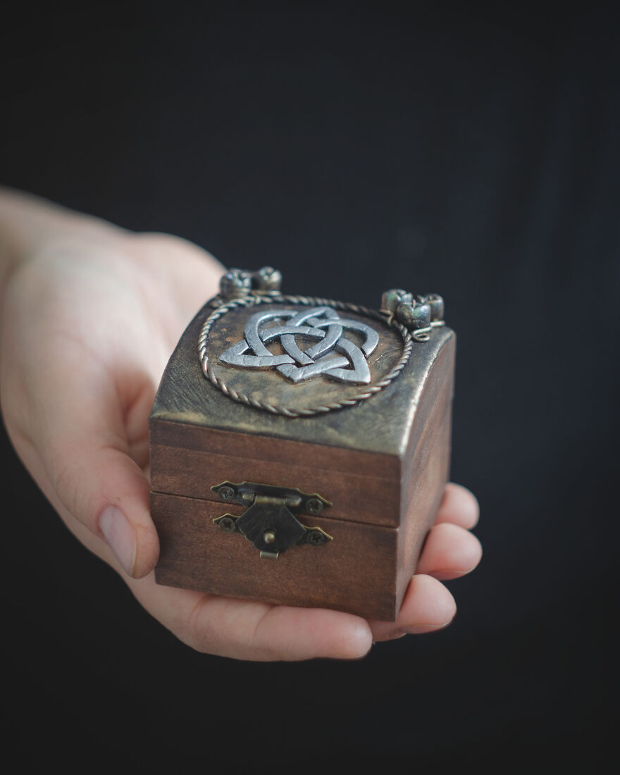 We Are A Family Of Artists From Ukraine And We Are Back