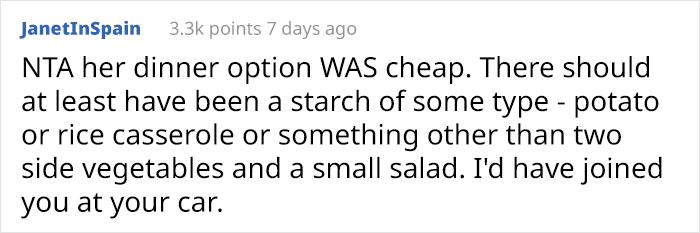 Groomsman Orders Some Pizzas During Vegetarian Wedding Because There Was Nothing To Eat, Bride Says She Won't Forgive Him Groomsman Orders Some Pizzas During Vegetarian Wedding Because There Was Nothing To Eat, Bride Says She Won't Forgive Him