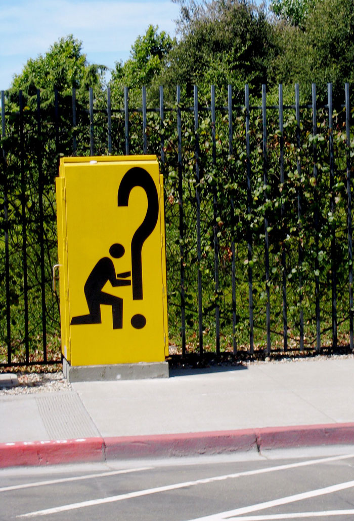 Person Goes Around Asking Professionals What Weird Questions They Have Been Asked, Delivers A List Of The 12 Best Ones Person Goes Around Asking Professionals What Weird Questions They Have Been Asked, Delivers A List Of The 12 Best Ones