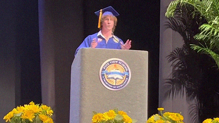 Gay Florida Student Brilliantly Outsmarts School Administration Who Censored His Grad Speech Gay Florida Student Brilliantly Outsmarts School Administration Who Censored His Grad Speech