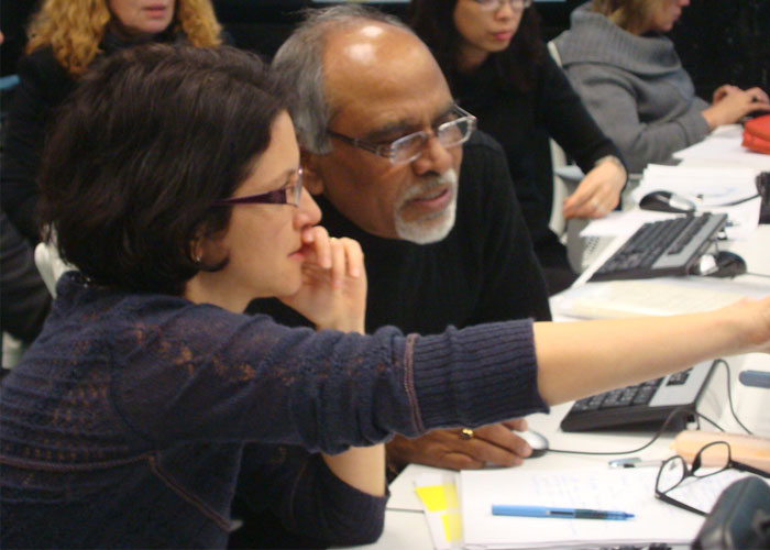 Man’s Secret Plan Of Reminding Coworker’s Husband Of Their Wedding Anniversary Warms The Hearts Of 171k People In This Online Group Man’s Secret Plan Of Reminding Coworker’s Husband Of Their Wedding Anniversary Warms The Hearts Of 171k People In This Online Group