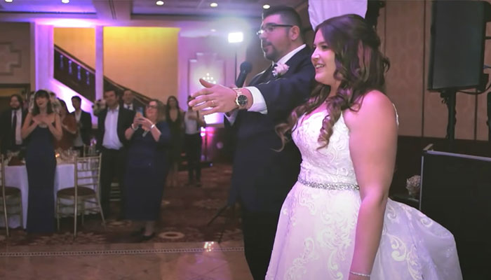 Newlywed Couple Surprise Groom’s Grandparents By Gifting Them The First Dance They Never Had, 65 Years After Marrying Newlywed Couple Surprise Groom’s Grandparents By Gifting Them The First Dance They Never Had, 65 Years After Marrying