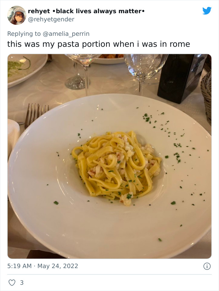 People Online Are Discussing The Tiny Portions Of Food At The Kardashian-Barker Wedding After Kylie Jenner's Viral Video People Online Are Discussing The Tiny Portions Of Food At The Kardashian-Barker Wedding After Kylie Jenner's Viral Video