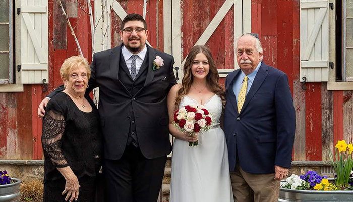 Newlywed Couple Surprise Groom’s Grandparents By Gifting Them The First Dance They Never Had, 65 Years After Marrying Newlywed Couple Surprise Groom’s Grandparents By Gifting Them The First Dance They Never Had, 65 Years After Marrying