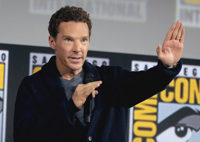 Benedict Cumberbatch Welcomes Ukrainian Family Into His Home In The Hopes To Bring Them Some Stability