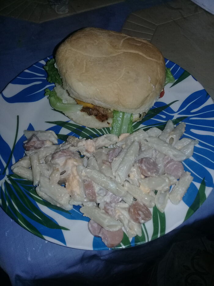 Beef Burger With Sausage Alfredo Pasta