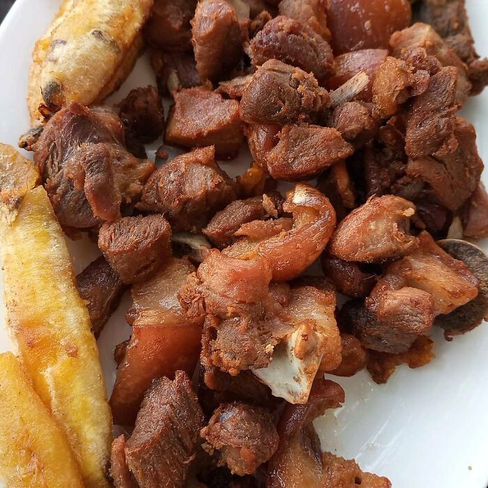 I Forgot To Put In Some Salt, When You Are Following Up A Favorite TV 📺 Program While You Are In The Kitchen😂