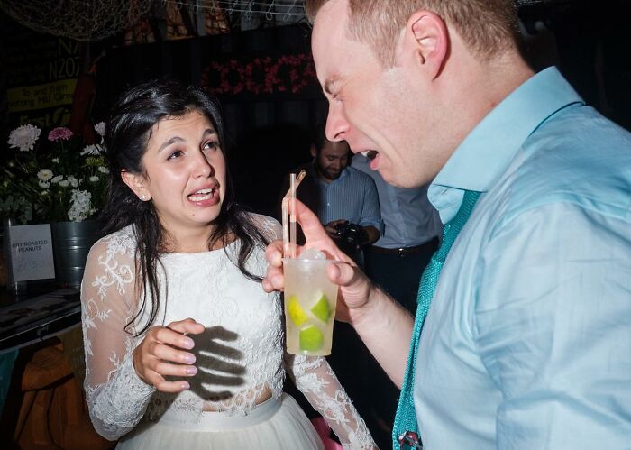 30 Honest Wedding Photos By Ian Weldon That Are As Funny As They Are Chaotic (New Pics)