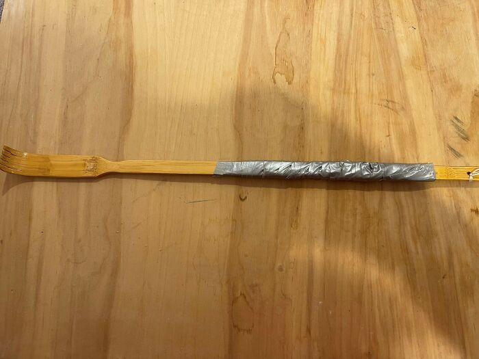 I Just Spent $2 Worth Of Duct Tape To Fix A $1 Backscratcher. Totally Worth It