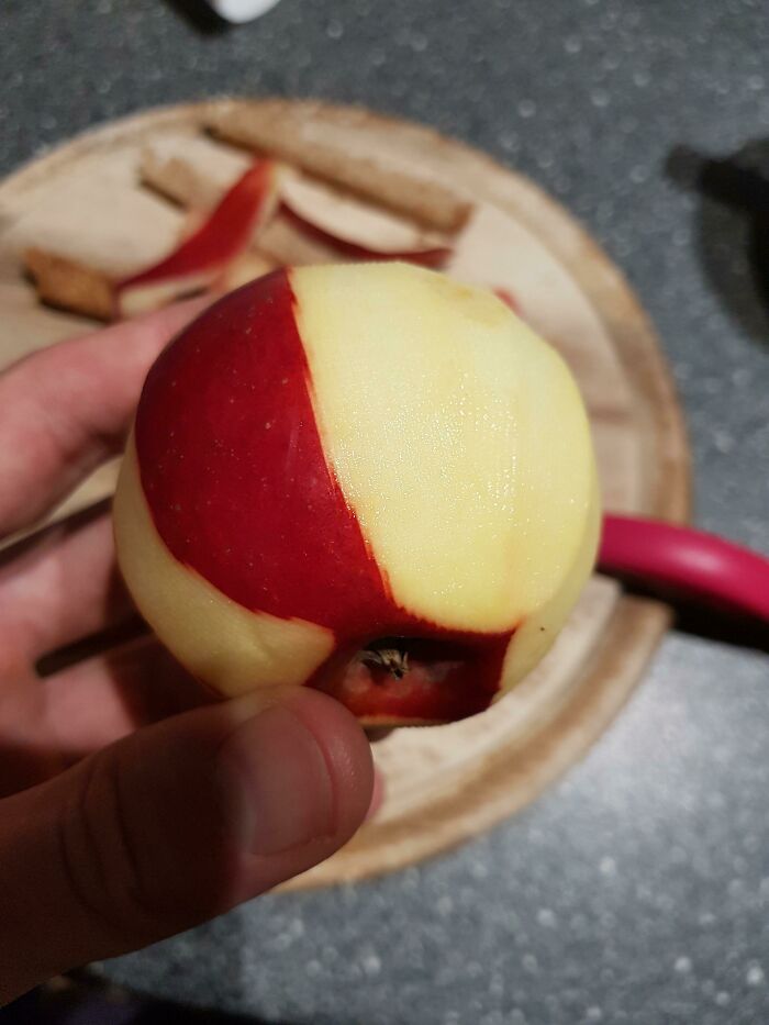 The Apple's Skin I Cut Looks Like From A Low-Poly Game