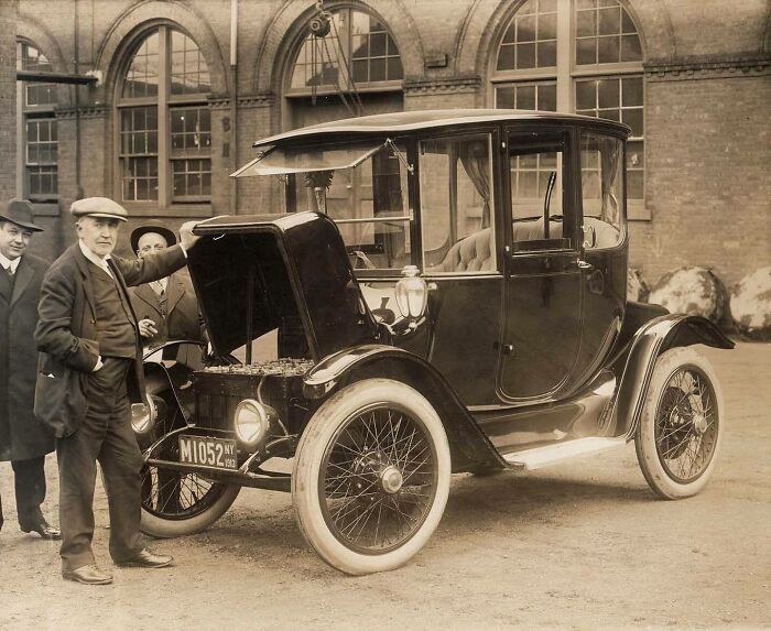 Thomas Edison And An Electric Car In 1913