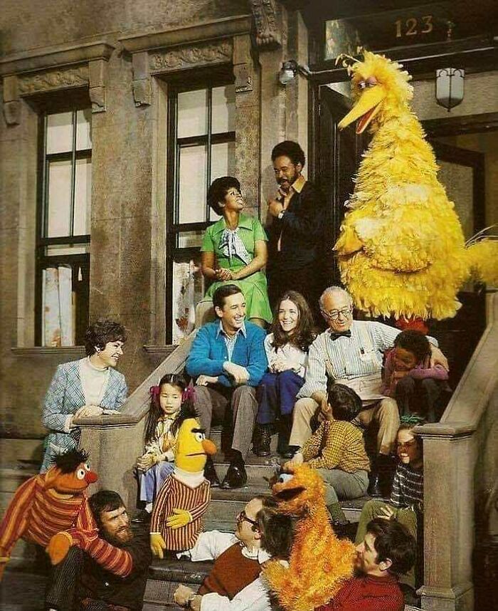 El reparto original de Barrio Sésamo, 1969