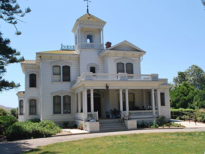 The Sharp House In Santa Paula, Ca. It Was Built In 1890. It’s Been Featured In A Handful Of Movies