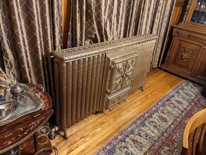 Plate Warmer Rediator In Our 1888 Home